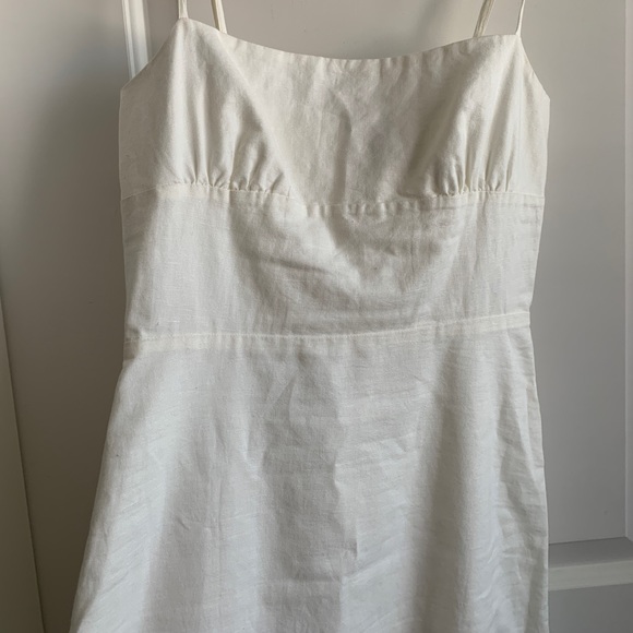 aritzia sunday best quaint linen dress - Picture 2 of 3